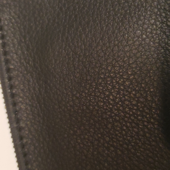 VINCE CAMUTO WRISTLET NWT - Picture 2 of 7